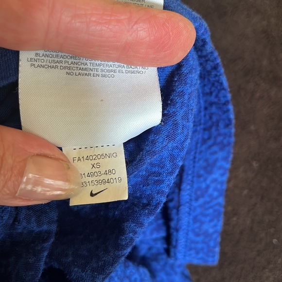 Nike Twisted back burnout tank top - Picture 10 of 10